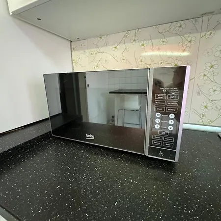 Fenice Проживання в сім'ї